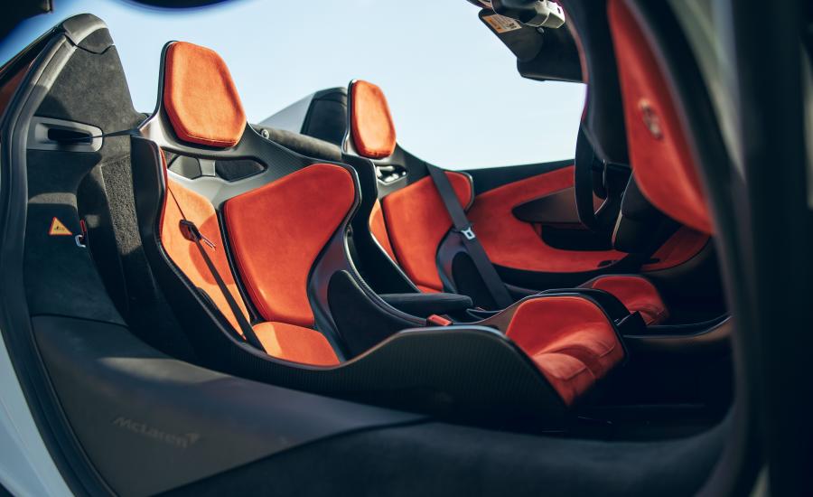 Интерьер McLaren 600LT Spider 2019 года  (NA) (фото 38 из 41)